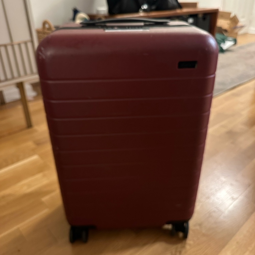 Away Brick Small Carryon - open to offers! Don't want to throw this out!